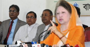 নারায়ণগঞ্জের ভোটে শুধু ‘উপরে ফিটফাট,  ভিতরে চলেছে নানা ষড়যন্ত্র বলছেন খালেদা জিয়া।