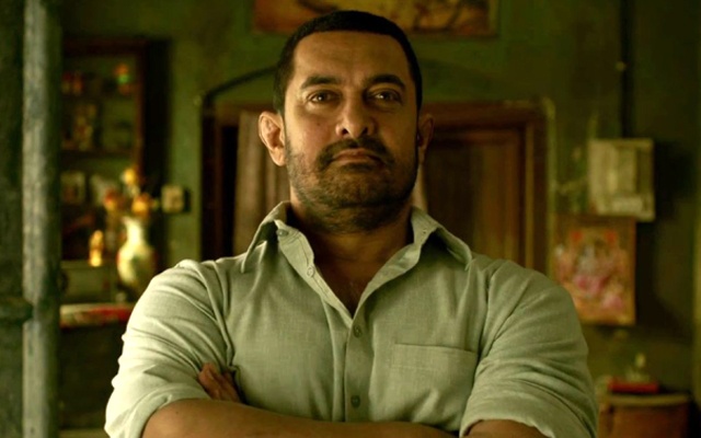 দঙ্গল’ ছাড়িয়ে যেতে পারে আমিরের সবচেয়ে বেশি আয় করা সিনেমা ‘পিকে’কেও!