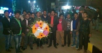 বিজয় দিবসের প্রথম প্রহরে ফেনী প্রেসক্লাবের শ্রদ্ধার্ঘ্য অর্পন