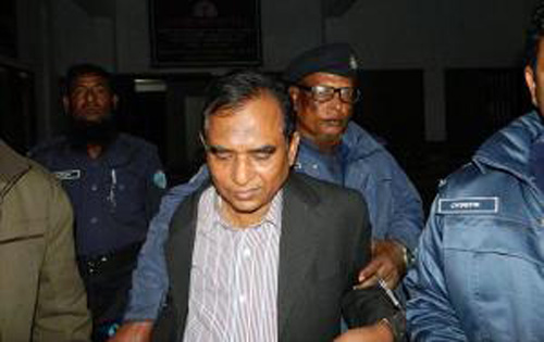 অবশেষে গ্রেফতার সোনালী ব্যাংকের সাবেক এজিএম