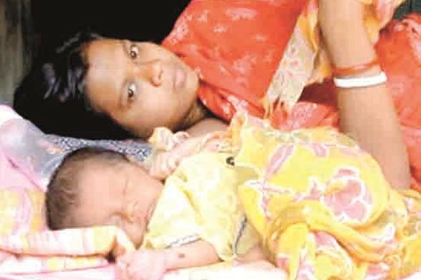 নার্সিংহোমের বিল মেটাতে না পেরে প্রসূতির বাবার আত্মহত্যা