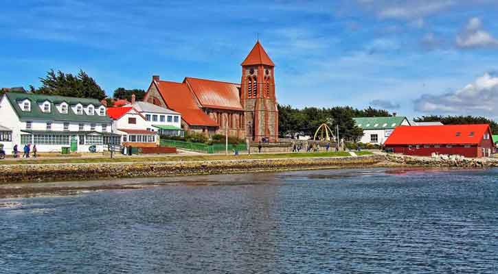 ব্রিটেনের চেয়েও বেশি ব্রিটিশ!