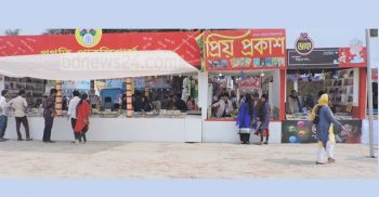 বইমেলার শুরুতে অব্যবস্থাপনা নিয়ে ক্ষোভ-বিরক্তি প্রকাশ করেছেন প্রকাশক-পাঠকরা।