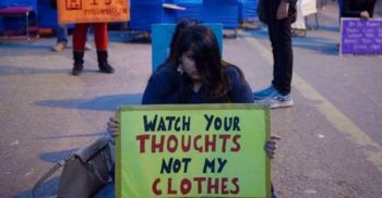 দুই ঘণ্টা ধরে অভিনেত্রীকে গাড়িতে ধর্ষণ