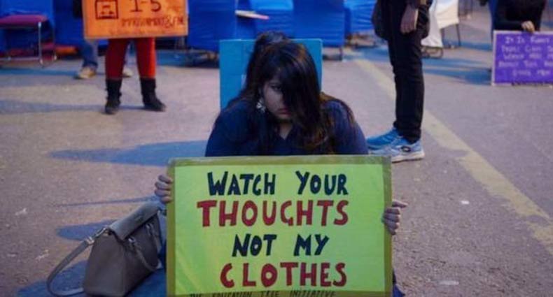 দুই ঘণ্টা ধরে অভিনেত্রীকে গাড়িতে ধর্ষণ