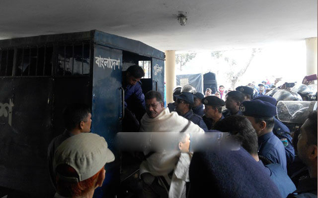 সাংবাদিক হত্যা: মেয়র মিরু ৫ দিনের রিমান্ডে