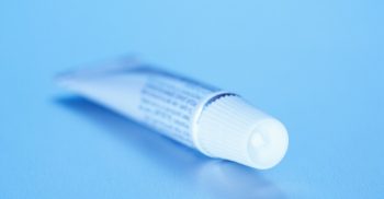 ক্ষতস্থানে অ্যান্টিসেপ্টিক দিলে জ্বলে কেন?