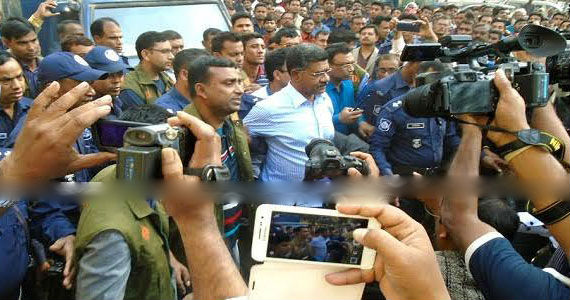 সাংবাদিক শিমুল হত্যা : ৫ দিনের রিমান্ডে মেয়র মিরু