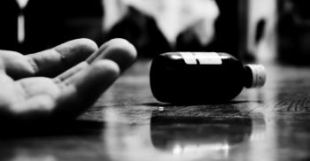 ভালোবাসা দিবসে অভিমানে কিশোরীর আত্মহত্যা