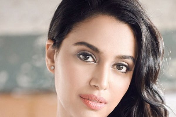 শাহরুখের সঙ্গে অভিনয় করতে রাজি হননি ইনি!