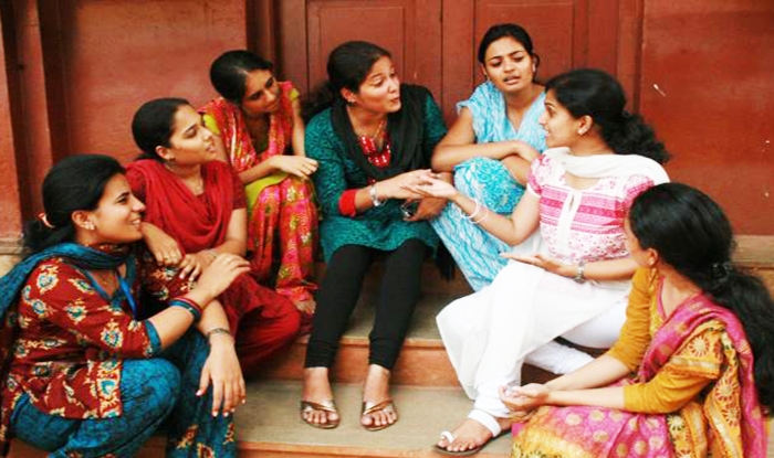 আবাসিক কলেজের হোস্টেলে আর থাকতে পারবে না বিবাহিত মেয়েরা