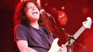 জঙ্গিবাদের বিরুদ্ধে এবার মঞ্চে দাঁড়াচ্ছেন  জেমস