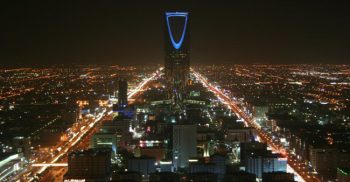 সৌদিতে বিপদের মুখে ৫০ লাখ অভিবাসী