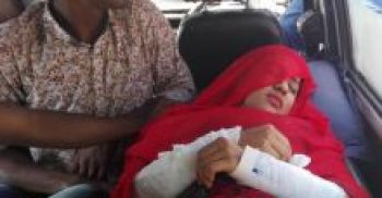 শ্রেণিকক্ষে ঢুকে শিক্ষিকার হাত ভাঙল ‘বখাটে’