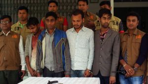 প্রেমিকার বিয়ে ভাঙতে গিয়ে অস্ত্রসহ পুলিশের হাতে আটক ৪ জন