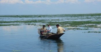 অসময়ের বৃষ্টিপাতই হাওরবাসীর দুর্ভোগের কারণ