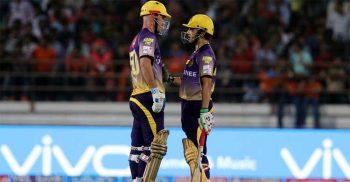 গুজরাটকে ১০ উইকেটে হারাল কেকেআর