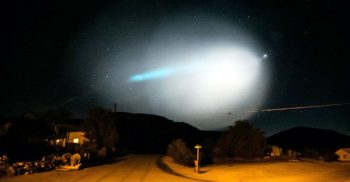 আন্তঃমহাদেশীয় ক্ষেপণাস্ত্রের পরীক্ষা চালিয়েছে যুক্তরাষ্ট্র