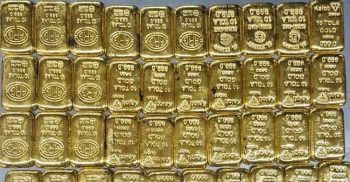 শাহজালালে ৪০ স্বর্ণের বারসহ দুই নারী অাটক