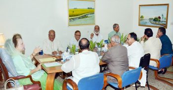 ভারতের সঙ্গে চুক্তি নিয়ে অনুষ্ঠানিক প্রতিক্রিয়া জানাবেন, খালেদা