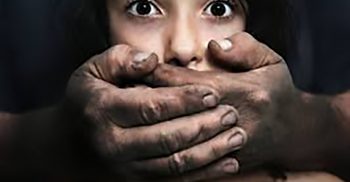 ইউপি মেম্বারের বিরুদ্ধে কিশোরী নির্যাতনের অভিযোগ।