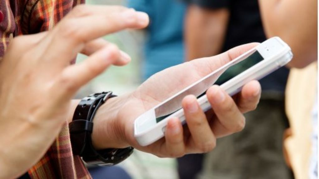 আপনার মোবাইল ফোনের গতি কমে গেলে কি করবেন