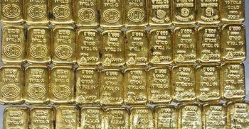 বিমান যাত্রী “অন্তর্বাসে” লুকিয়ে আনে ‘সোনার বার’ তুবুও শেষ রক্ষা হয়নি তাঁর!