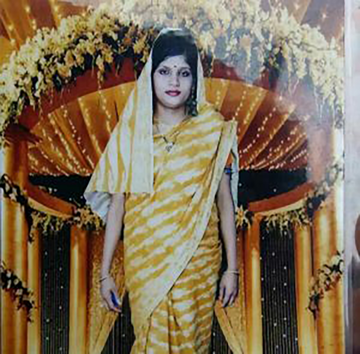 ফেনীর সোনাগাজীতে গৃহবধুর আত্মহত্যা