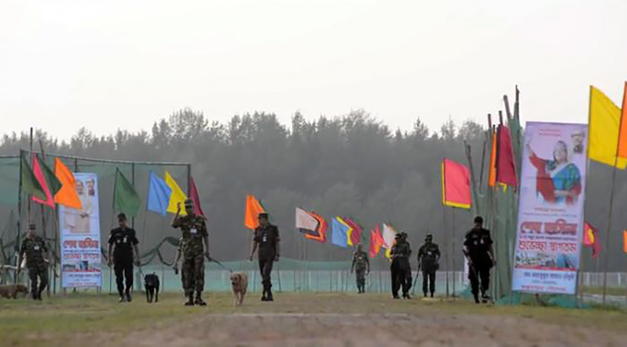 প্রধানমন্ত্রী কক্সবাজারে, নিরাপত্তার চাদরে ঢাকা পুরো কক্সবাজার শহর ।