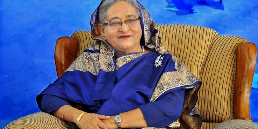 সেই ‘অসহায় নারী’ থেকে দাপুটে নেতা শেখ হাসিনা