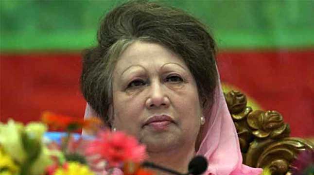 সরকার উন্মত্ত হয়ে উঠেছে : খালেদা