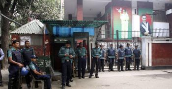খালেদার গুলশানের কার্যালয়ে পুলিশের তল্লাশি !