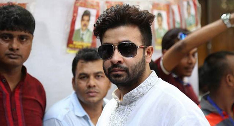 আমাকে মেরে ফেলার হুমকি দেওয়া হয়েছে : শাকিব