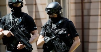 ব্রিটেনে আবার জঙ্গি হামলার সম্ভাবনা, ৫০০০ সেনা মোতায়েনের সিদ্ধান্ত