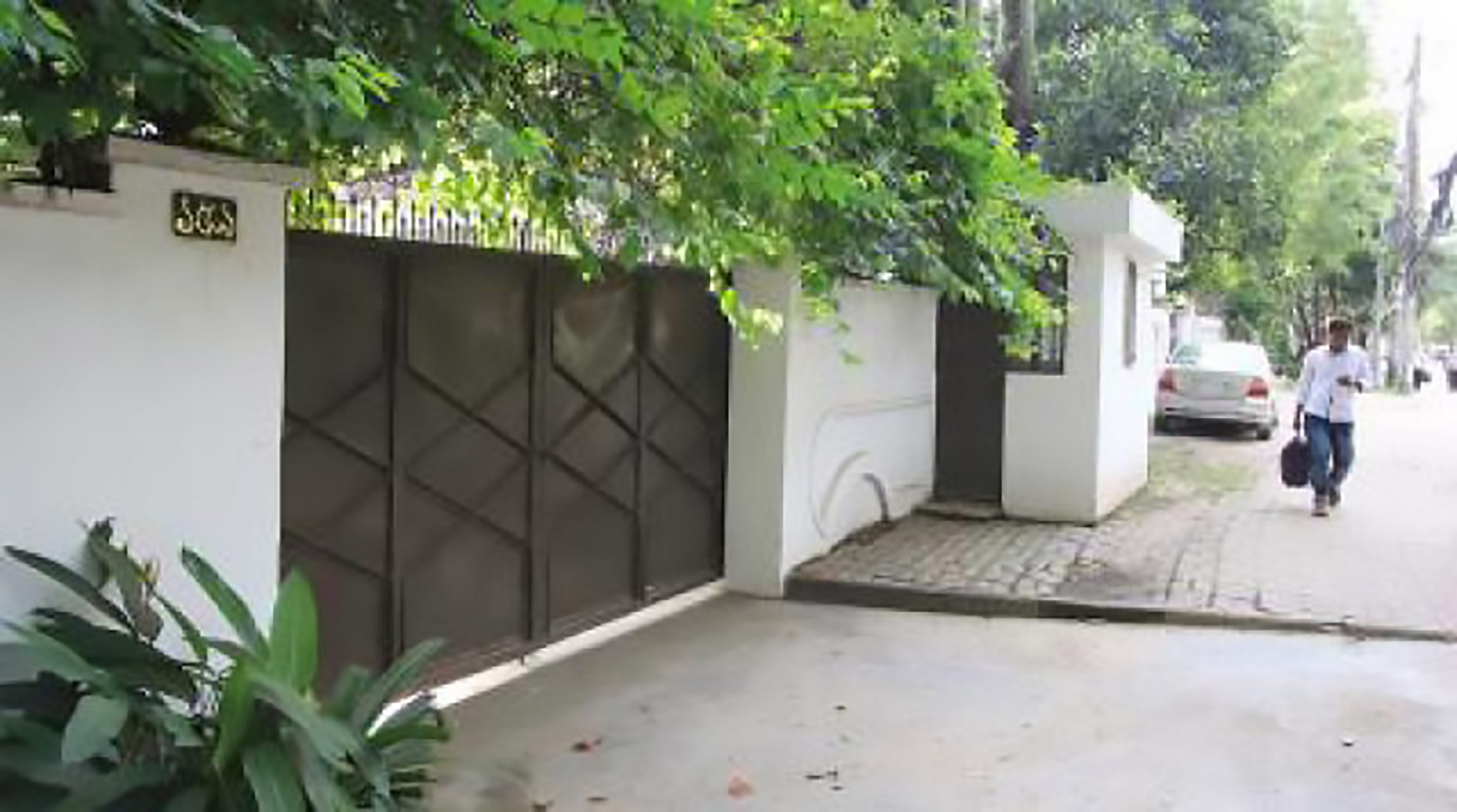 মওদুদের গুলশানের বাড়িতে পানি  ,বিদ্যুৎ ও গ্যাস, সংযোগ বিচ্ছিন্ন