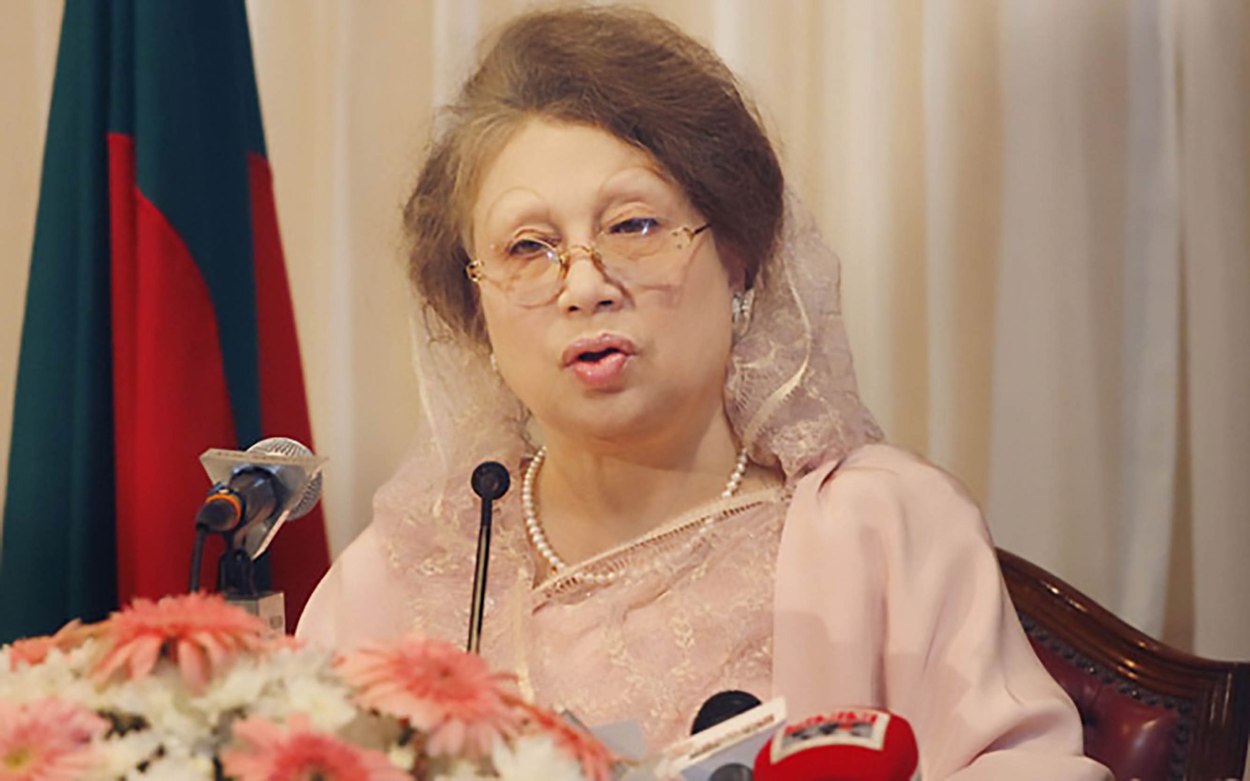 সরকার বাংলাদেশ ব্যাংকের টাকা চুরি করে পাচার করেছে’