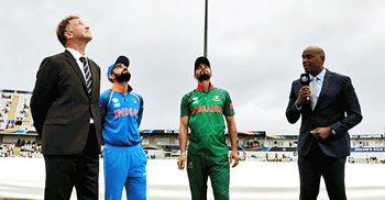 টস জিতে ফিল্ডিং এ ভারত