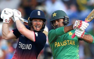 টসে জিতে ফিল্ডিং এ পাকিস্তান