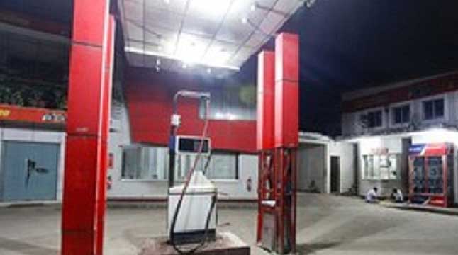 হঠাৎ গাড়িতে গ্যাস সরবরাহ বন্ধে সারাদেশে ভোগান্তি