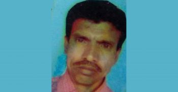 ফুলগাজীতে গাড়ির চাকায় পিষ্ঠ হয়ে হেলপার নিহত