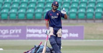 লন্ডন থেকে যে কারণে দেশে ফিরলেন তামিম