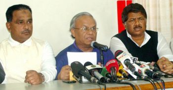 বাড়িতে বাড়িতে মৃত্যু ভয়: বিএনপি