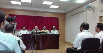 দুর্নীতি ক্ষমতাসীনরাই করে: অর্থমন্ত্রী