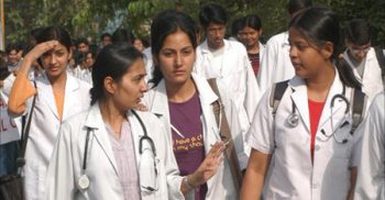 মেডিকেলে ভর্তির আবেদন দুই দিনেই ৫৬ হাজারের বেশি