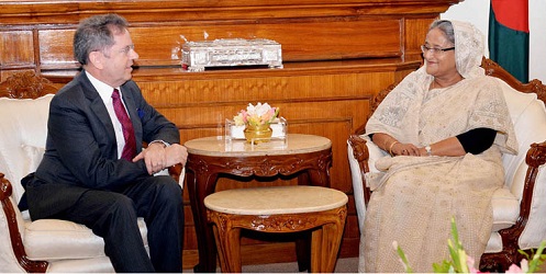 নির্বাচনে পর্যবেক্ষক পাঠাবে ইইউ, স্বাগত জানালেন প্রধানমন্ত্রী