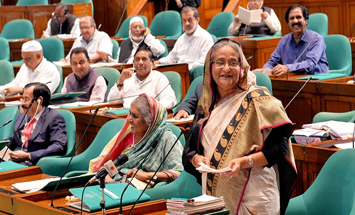 ১২শ’ কোটি টাকা পাচার করেছে জিয়া পরিবার