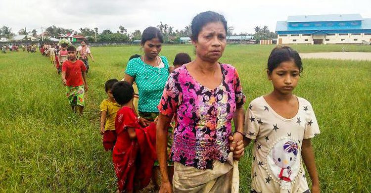 মরার ওপর খাঁড়ার ঘা রাখাইনে