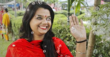 হাসিখুশি থাকলেই মানুষ সুখী নয়!