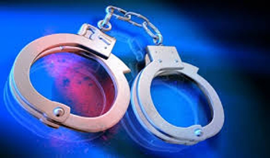 যৌতুকের মামলায় নৌবাহিনীর কর্মকর্তাকে গ্রেপ্তারে পরোয়ানা