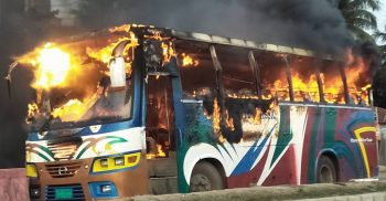 ফেনীতে খালেদার বহরে হামলার চেষ্টা; দুটি বাসে আগুন